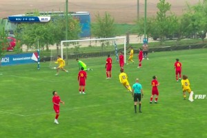 U16國足0-3落后羅馬尼亞U16，防守走神對手包抄破門